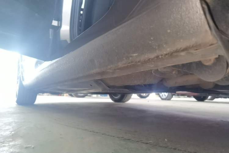 Used Skoda Octavia 2018 TSI230 DSG Comfort Edition Left Side Sill