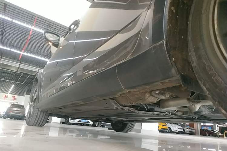 Used Skoda Octavia 2018 Station Wagon TSI280 DSG Luxury Edition Left Side Sill