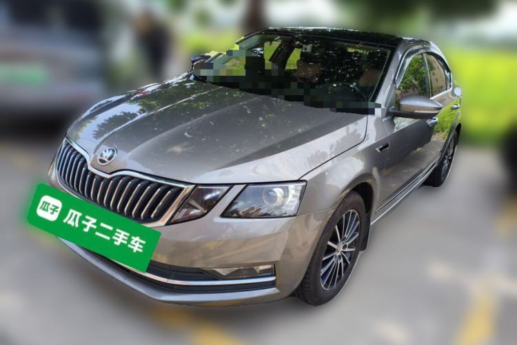 Used Skoda Octavia 2018 TSI230 DSG Luxury Edition Guazi used car, China used car export, Used car for sale, Used  cars, Cheapest cars for sale