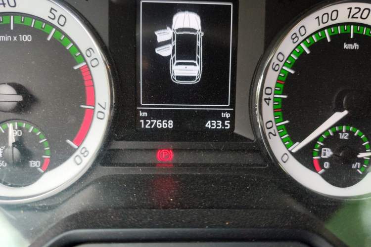 Used Skoda Octavia 2018 Station Wagon TSI230 DSG Luxury Edition Odometer Close Up