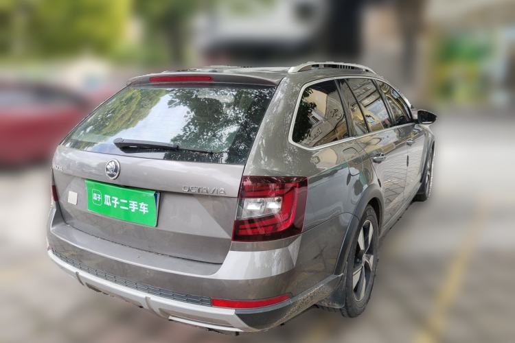 Used Skoda Octavia 2018 Station Wagon TSI280 DSG Luxury Edition Rear Right 45 Deg