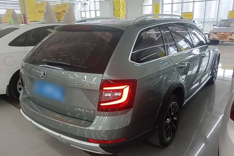 Used Skoda Octavia 2018 Station Wagon TSI230 DSG Luxury Edition Rear Right 45 Deg