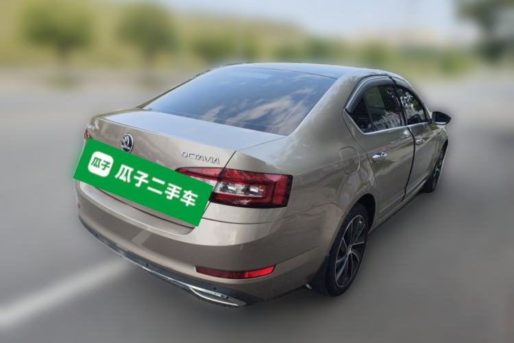 Used Skoda Octavia 2018 TSI280 DSG Luxury Edition Rear Right 45 Deg