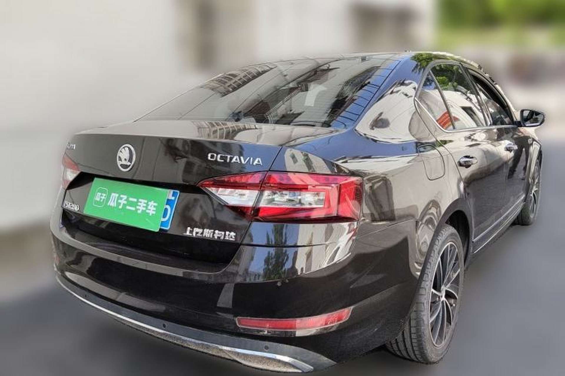 Used Skoda Octavia 2018 TSI280 DSG Luxury Edition Rear Right 45 Deg