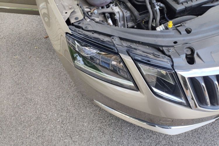 Used Skoda Octavia 2018 TSI280 DSG Luxury Edition Right Front Headlight
