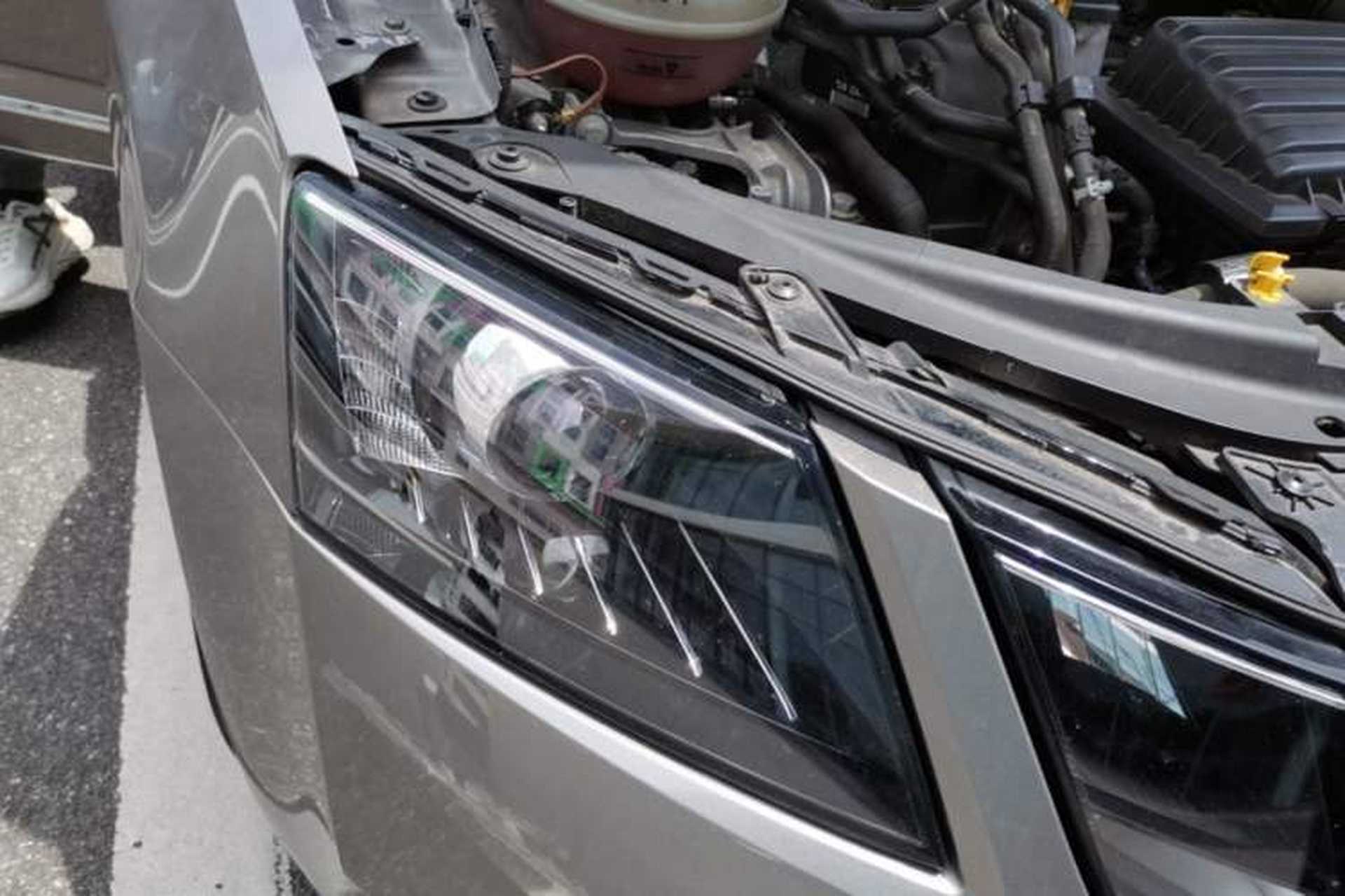 Used Skoda Octavia 2018 TSI230 DSG Luxury Edition Right Front Headlight