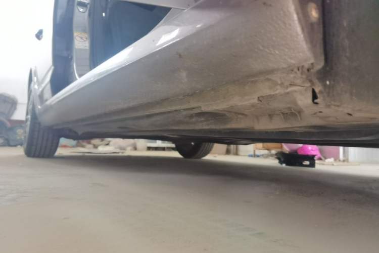 Used Skoda Octavia 2018 TSI230 DSG Comfort Edition Right Side Sill