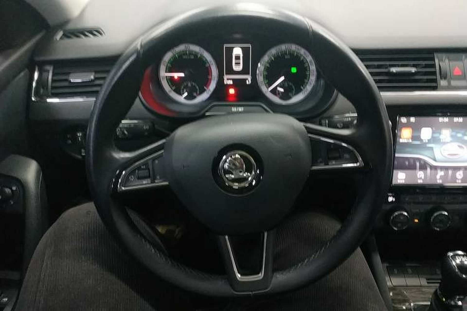 Used Skoda Octavia 2018 TSI280 DSG Flagship Edition Steering Wheel