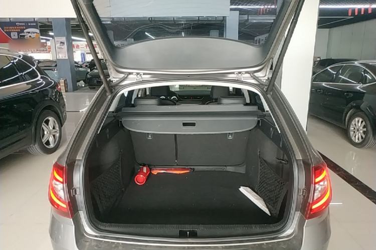 Used Skoda Octavia 2018 Station Wagon TSI280 DSG Luxury Edition Trunk