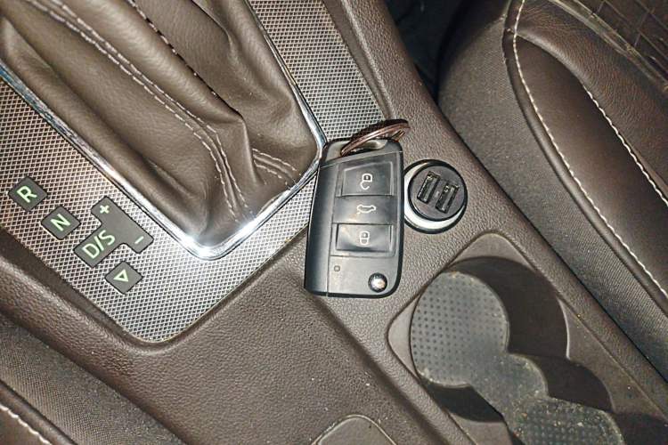 Used Skoda Octavia 2018 Station Wagon TSI280 DSG Flagship Edition Vehicle Key
