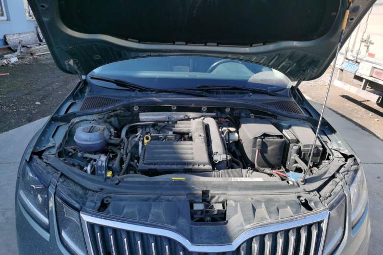 Used Skoda Octavia 2018 Station Wagon TSI280 DSG Luxury Edition Engine Bay