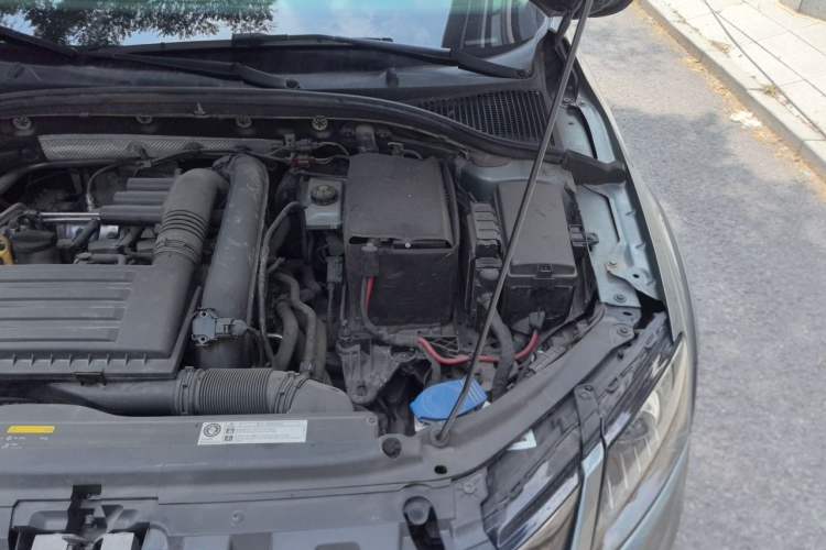Used Skoda Octavia 2018 Station Wagon TSI230 DSG Luxury Edition Engine Bay Left