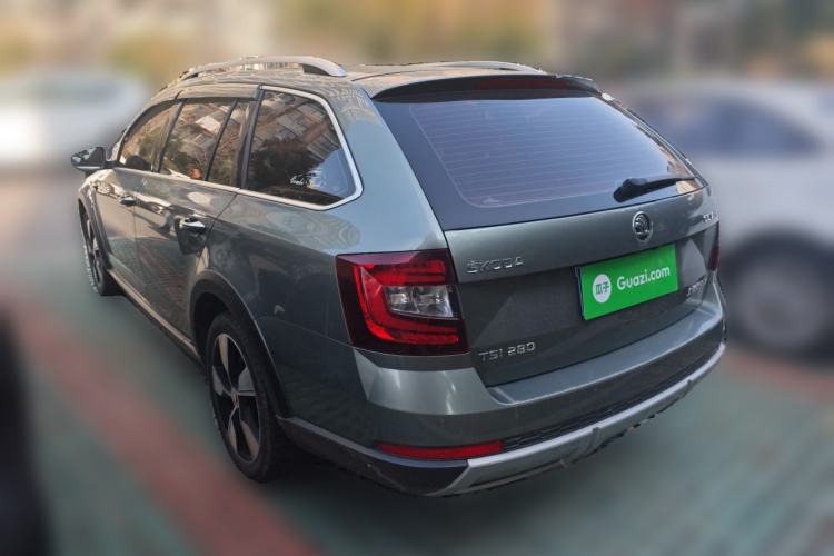 Used Skoda Octavia 2018 Station Wagon TSI280 DSG Flagship Edition Exterior 3