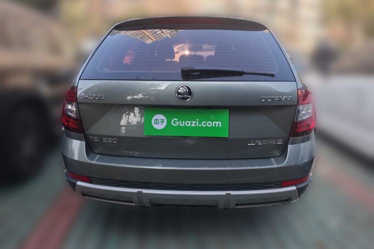 Used Skoda Octavia 2018 Station Wagon TSI280 DSG Flagship Edition Exterior 4