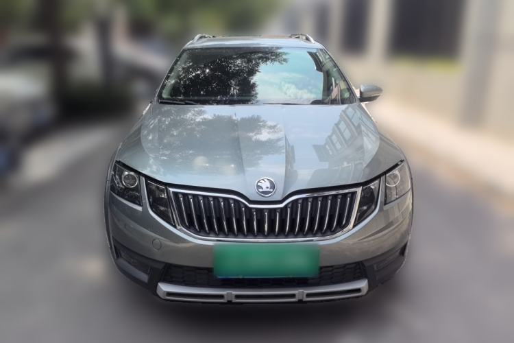 Used Skoda Octavia 2018 Station Wagon TSI230 DSG Luxury Edition Front