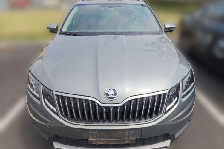 Used Skoda Octavia 2018 Station Wagon TSI280 DSG Luxury Edition Front