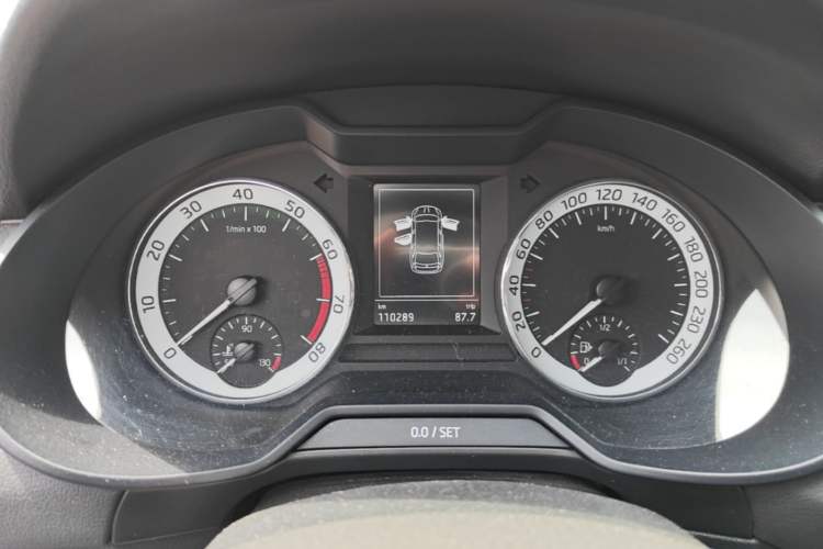 Used Skoda Octavia 2018 Station Wagon TSI280 DSG Luxury Edition Instrument Cluster
