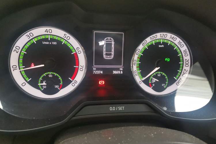 Used Skoda Octavia 2018 Station Wagon TSI280 DSG Flagship Edition Odometer Close Up