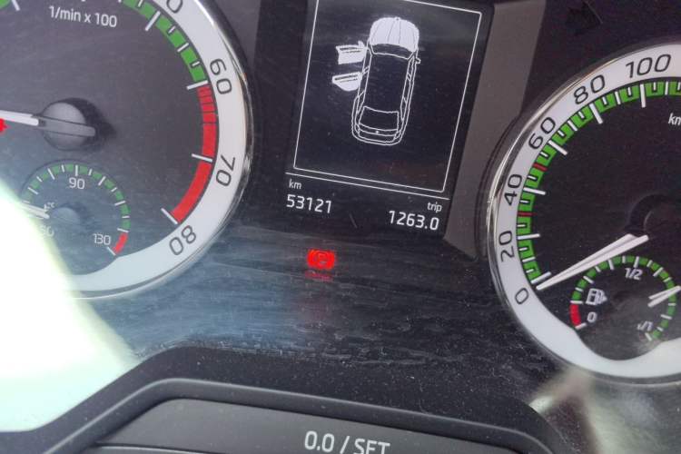 Used Skoda Octavia 2018 Station Wagon TSI230 DSG Luxury Edition Odometer Close Up