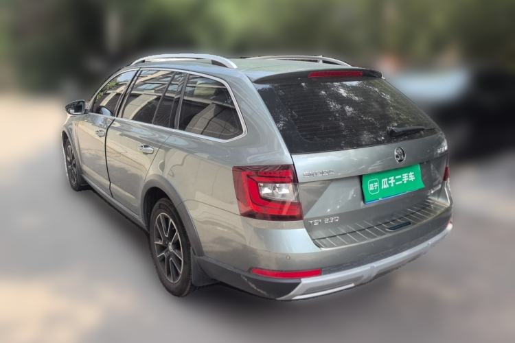 Used Skoda Octavia 2018 Station Wagon TSI230 DSG Luxury Edition Rear Left 45 Deg