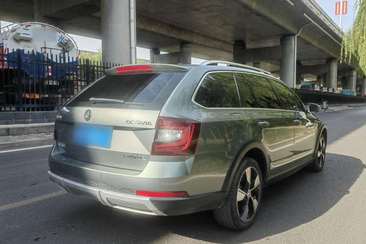 Used Skoda Octavia 2018 Station Wagon TSI280 DSG Luxury Edition Rear Right 45 Deg