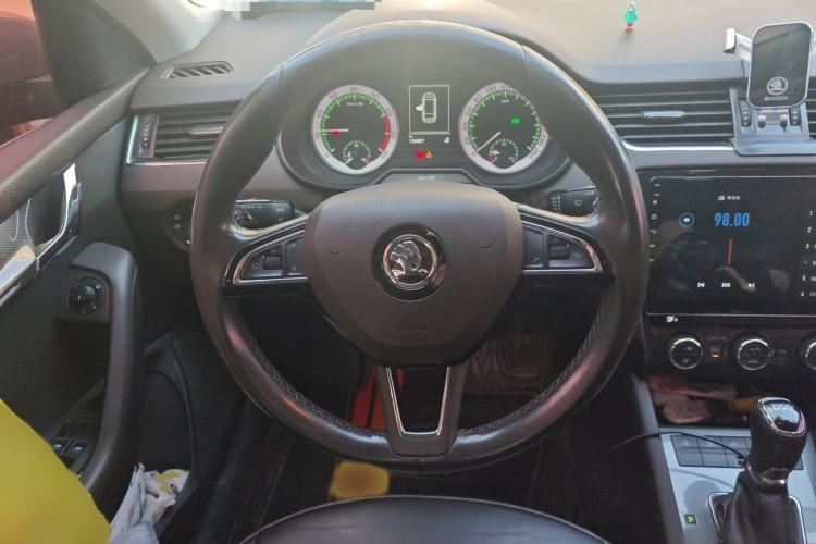 Used Skoda Octavia 2018 Station Wagon TSI280 DSG Flagship Edition Steering Wheel