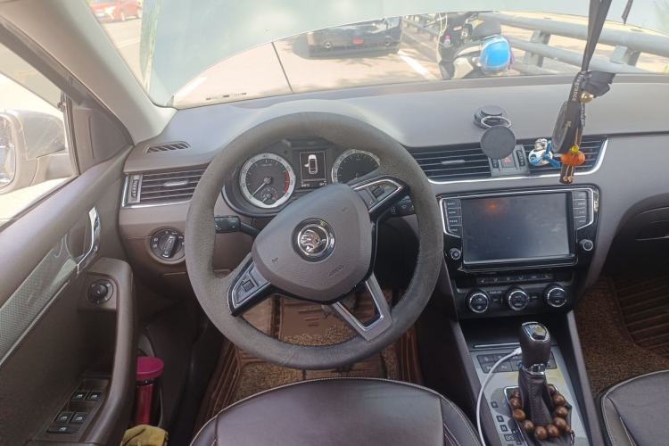 Used Skoda Octavia 2018 Station Wagon TSI280 DSG Flagship Edition Steering Wheel