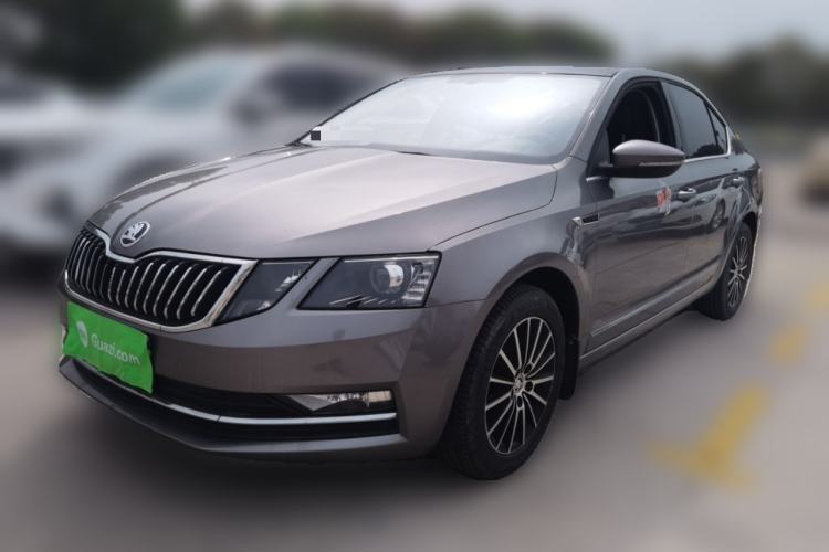 Used Skoda Octavia 2018 TSI230 DSG Luxury Edition Guazi used car, China used car export, Used car for sale, Used  cars, Cheapest cars for sale