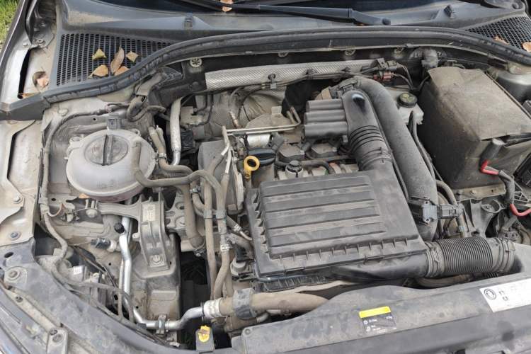 Used Skoda Octavia 2018 TSI230 DSG Comfort Edition Engine Bay Right