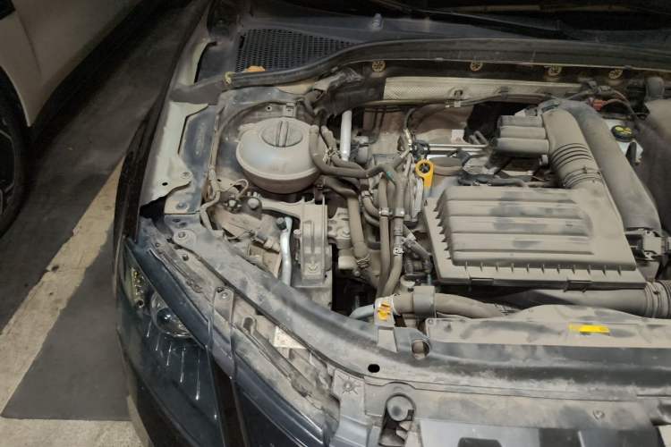 Used Skoda Octavia 2018 TSI230 DSG Luxury Edition Engine Bay Right