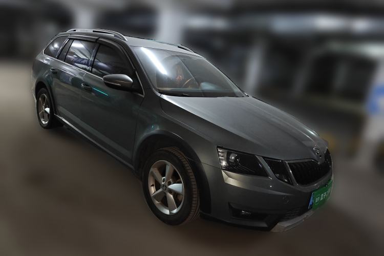Used Skoda Octavia 2018 Station Wagon TSI230 DSG Comfort Edition Front Right 45 Deg