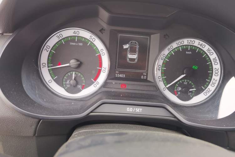 Used Skoda Octavia 2018 TSI230 DSG Luxury Edition Odometer Close Up