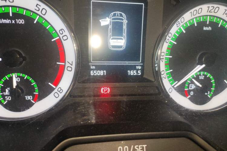 Used Skoda Octavia 2018 Station Wagon TSI230 DSG Luxury Edition Odometer Close Up