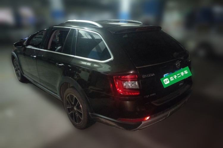 Used Skoda Octavia 2018 Station Wagon TSI230 DSG Luxury Edition Rear Left 45 Deg