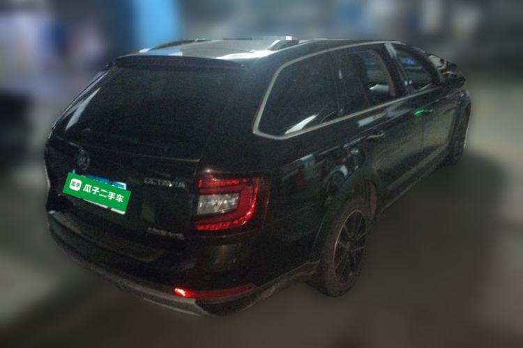 Used Skoda Octavia 2018 Station Wagon TSI230 DSG Luxury Edition Rear Right 45 Deg