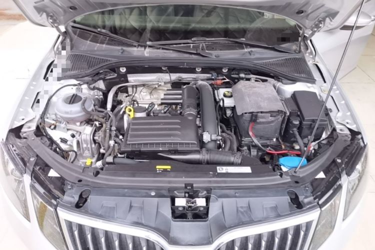 Used Skoda Octavia 2018 TSI230 DSG Luxury Edition Engine Bay