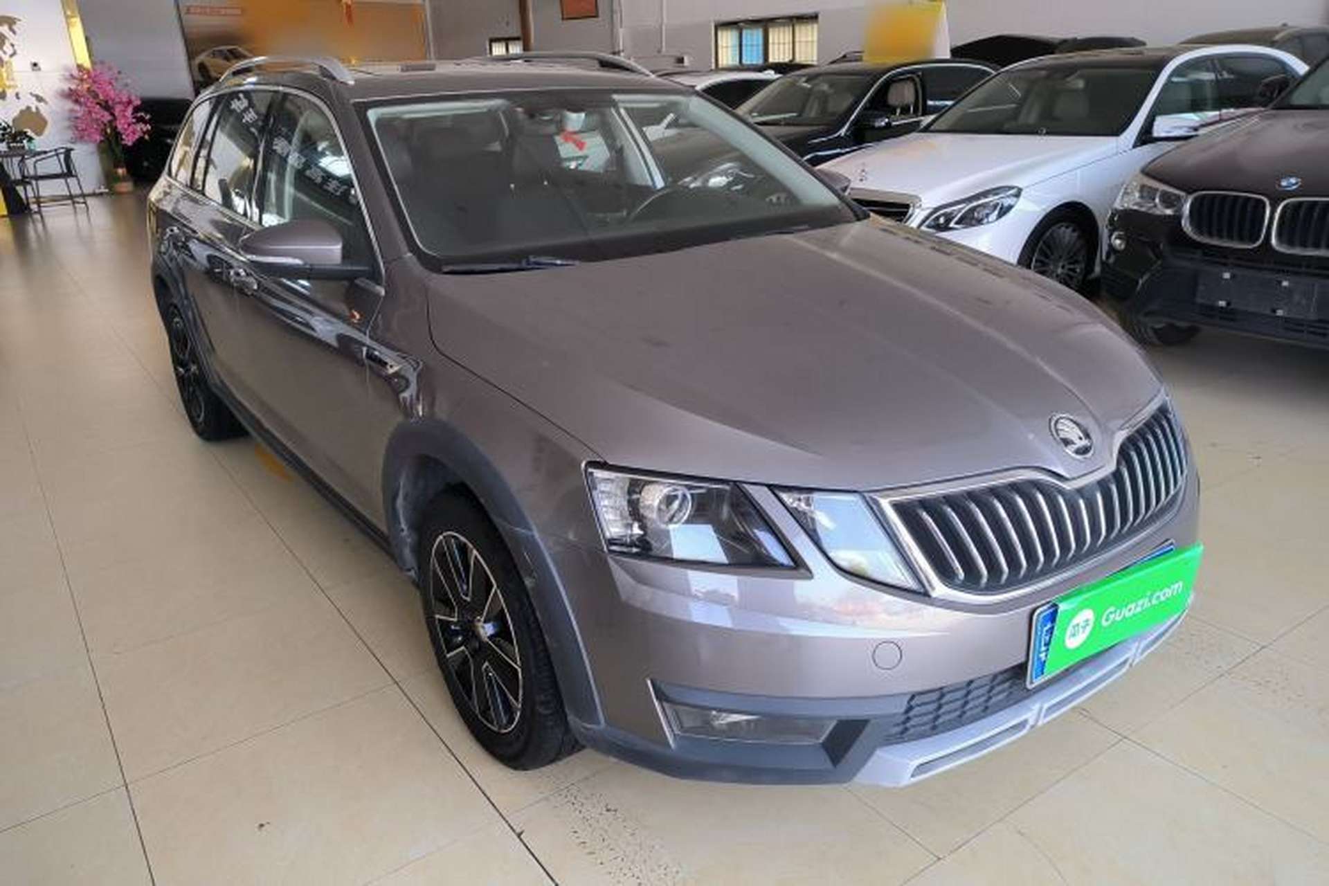 Used Skoda Octavia 2018 Station Wagon TSI230 DSG Luxury Edition Exterior 1