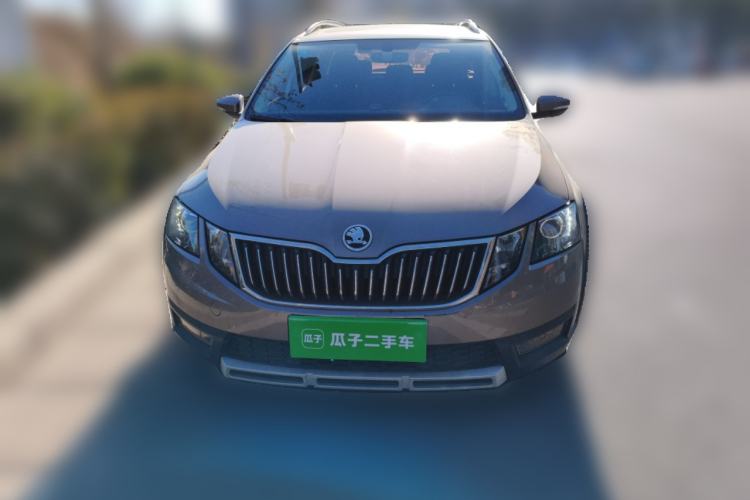 Used Skoda Octavia 2018 Station Wagon TSI230 DSG Luxury Edition Front