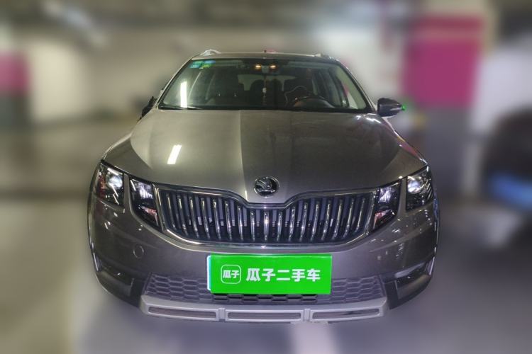 Used Skoda Octavia 2018 Station Wagon TSI230 DSG Luxury Edition Front