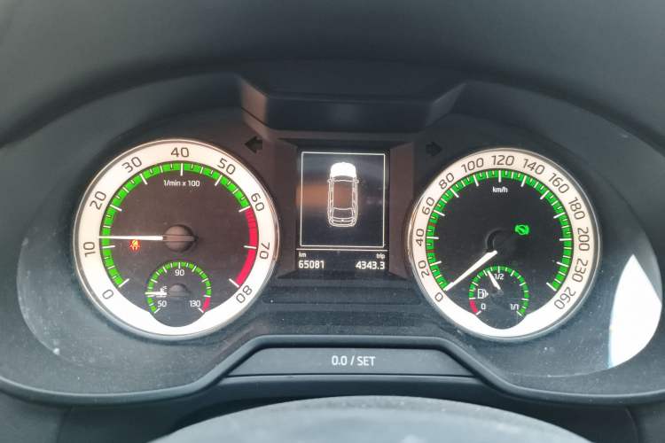 Used Skoda Octavia 2018 Station Wagon TSI230 DSG Luxury Edition Instrument Cluster