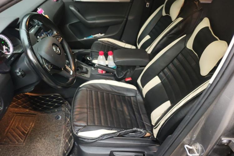 Used Skoda Octavia 2018 TSI280 DSG Luxury Edition Left Front Seat