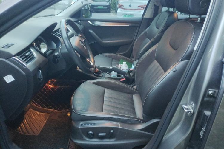 Used Skoda Octavia 2018 Station Wagon TSI280 DSG Flagship Edition Left Front Seat