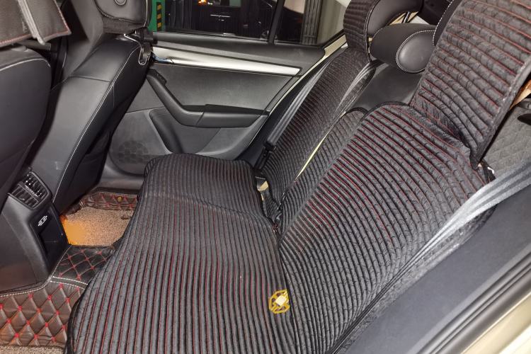 Used Skoda Octavia 2018 1.6L Automatic Luxury Edition Left Rear Seat