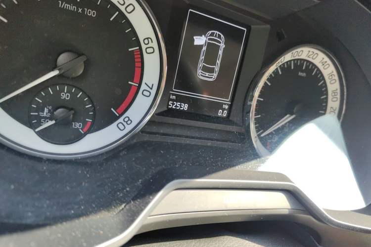 Used Skoda Octavia 2018 Station Wagon TSI280 DSG Luxury Edition Odometer Close Up