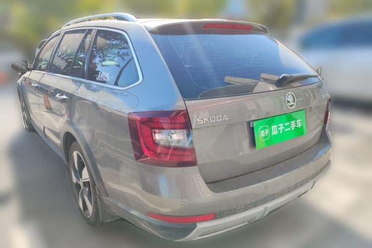 Used Skoda Octavia 2018 Station Wagon TSI280 DSG Flagship Edition Rear Left 45 Deg