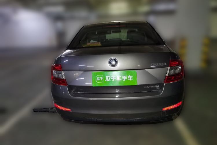 Used Skoda Octavia 2018 1.6L Automatic Luxury Edition Rear