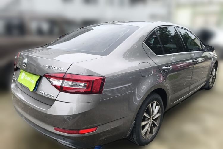 Used Skoda Octavia 2018 TSI230 DSG Comfort Edition Rear Right 45 Deg