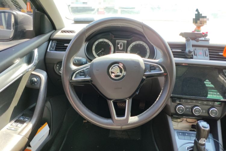 Used Skoda Octavia 2018 Station Wagon TSI280 DSG Flagship Edition Steering Wheel