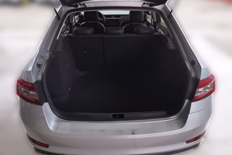 Used Skoda Octavia 2018 TSI230 DSG Luxury Edition Trunk