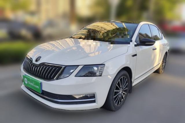Used Skoda Octavia 2018 1.6L Automatic Luxury Edition